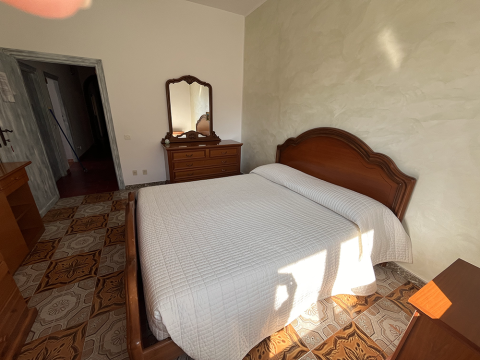 Das Herbstzimmer  – B&B Zwischen Olivenbäumen und Bergen – Ihr Rückzugsort in Serrone